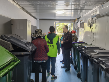 貓先生智能垃圾分類，小區(qū)垃圾房廠家，專業(yè)垃圾收集站制造